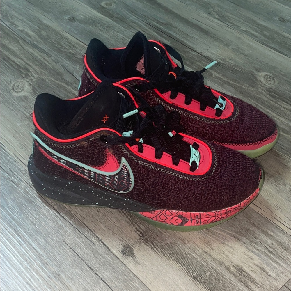 Nike Kids Sneakers - Black and Pink